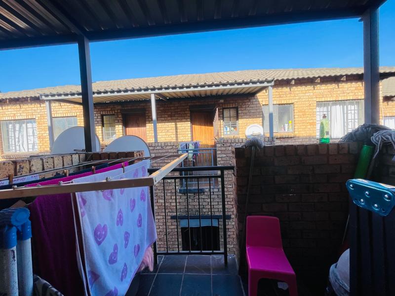 2 Bedroom Property for Sale in Germiston West Gauteng