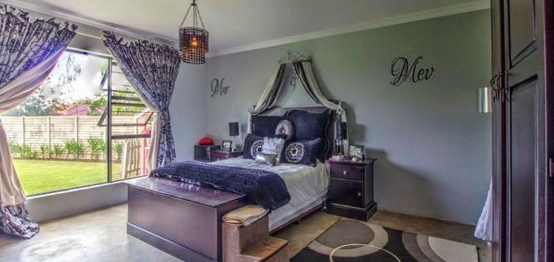 4 Bedroom Property for Sale in Bredell Gauteng