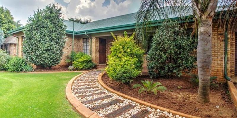 4 Bedroom Property for Sale in Bredell Gauteng