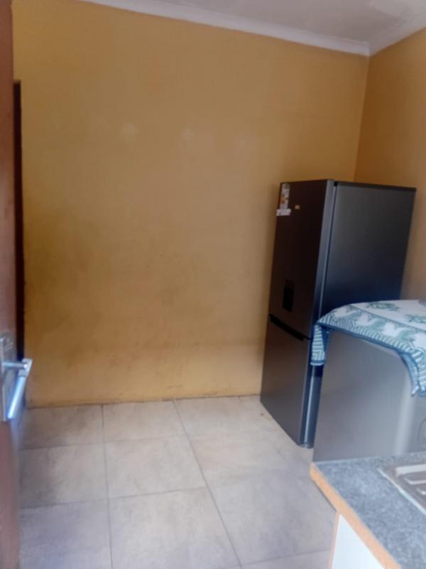 3 Bedroom Property for Sale in Tokoza Gauteng