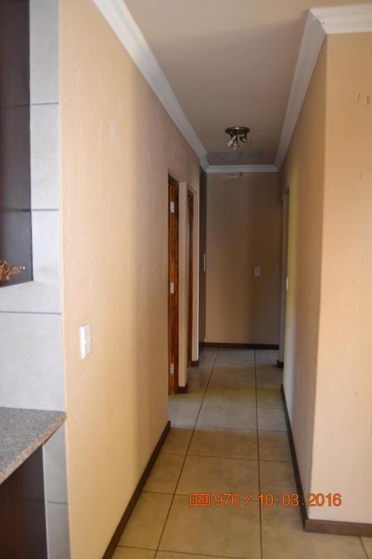To Let 3 Bedroom Property for Rent in Brentwood Gauteng