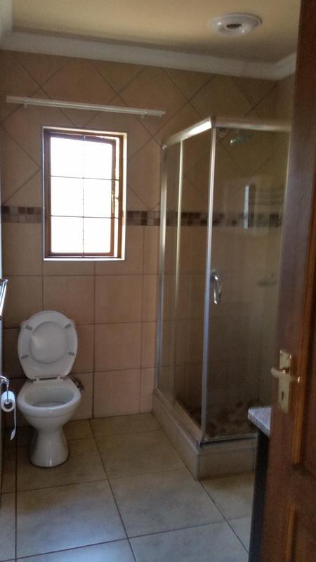 To Let 3 Bedroom Property for Rent in Brentwood Gauteng
