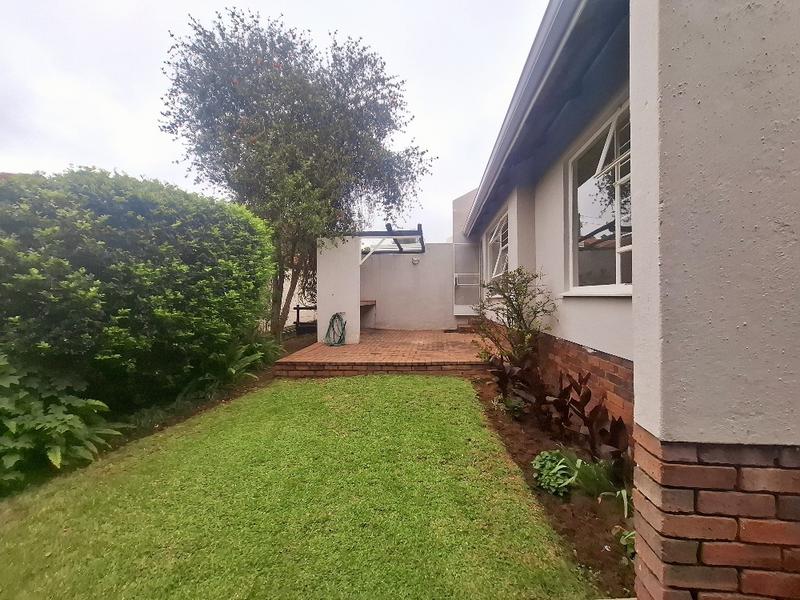 2 Bedroom Property for Sale in Bryanston Gauteng