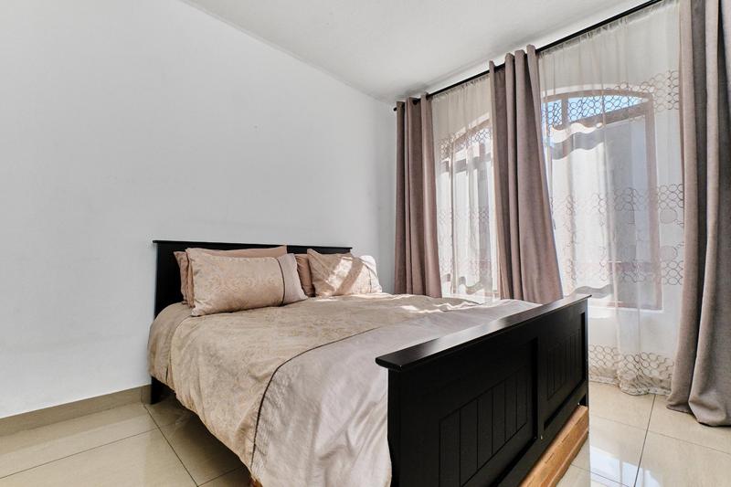 1 Bedroom Property for Sale in Lonehill Gauteng