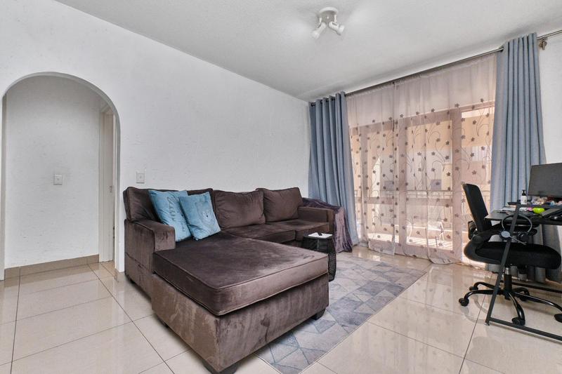 1 Bedroom Property for Sale in Lonehill Gauteng
