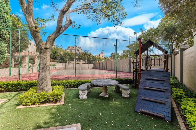 1 Bedroom Property for Sale in Lonehill Gauteng