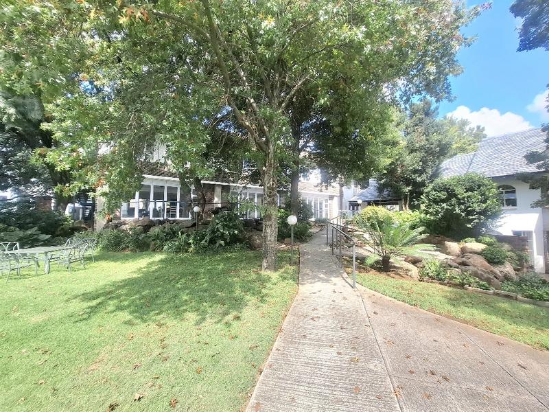 2 Bedroom Property for Sale in Lonehill Gauteng