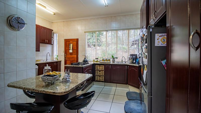 4 Bedroom Property for Sale in Eden Glen Gauteng
