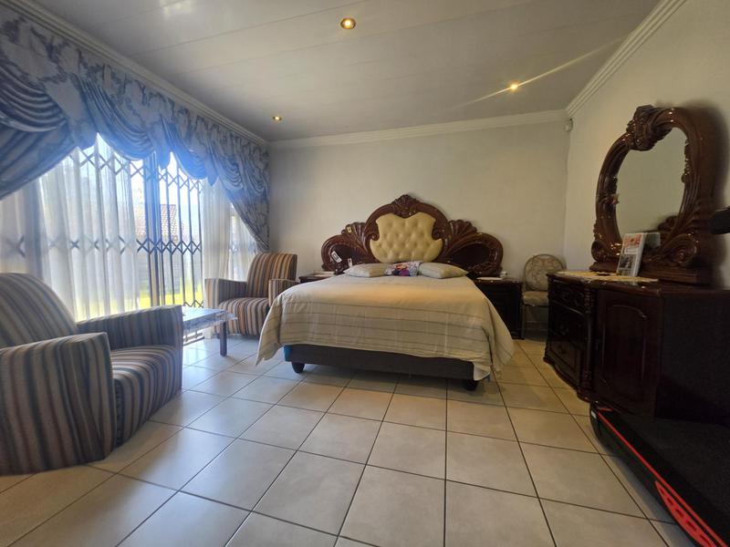 4 Bedroom Property for Sale in Albertsdal Gauteng