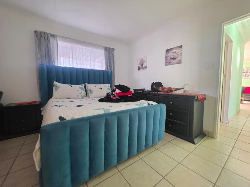3 Bedroom Property for Sale in Albertsdal Gauteng