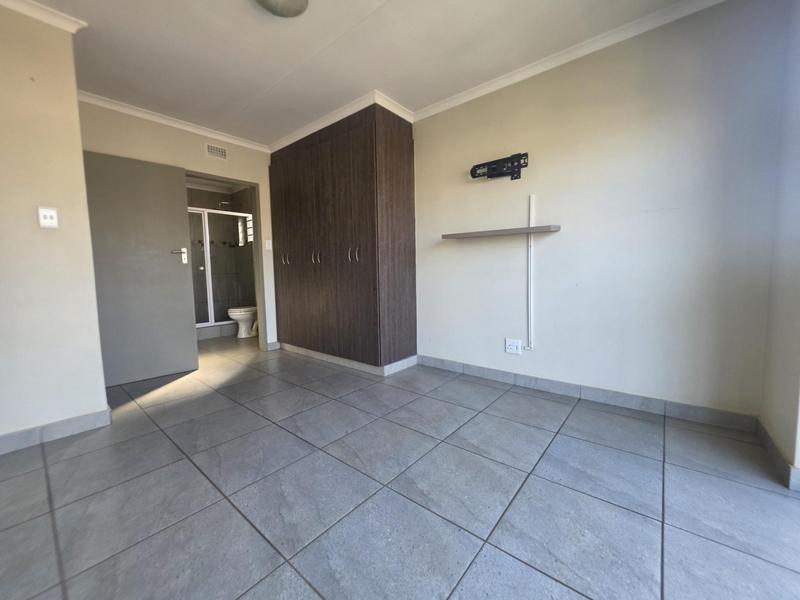 3 Bedroom Property for Sale in Albertsdal Gauteng
