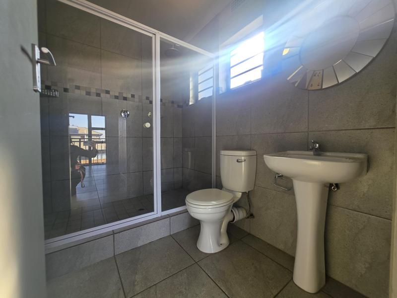 3 Bedroom Property for Sale in Albertsdal Gauteng