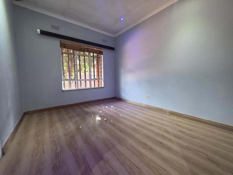 3 Bedroom Property for Sale in Brackendowns Gauteng