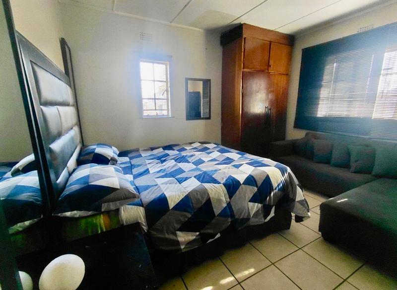 4 Bedroom Property for Sale in Vanderbijlpark CW 5 Gauteng