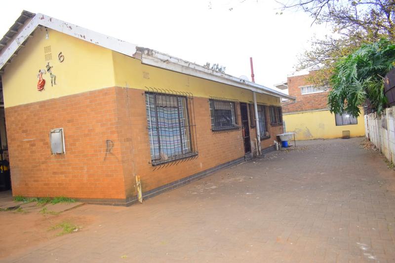 6 Bedroom Property for Sale in Primrose Gauteng