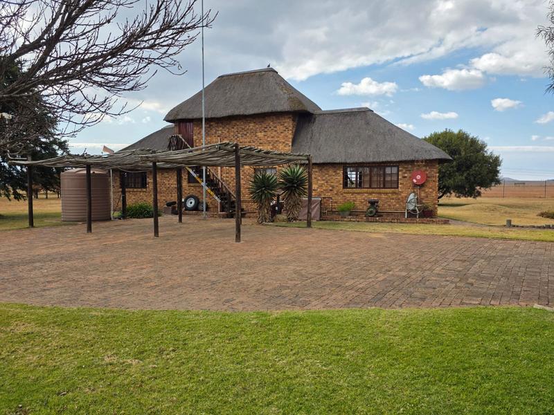 7 Bedroom Property for Sale in Mooilande Gauteng
