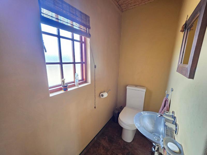 7 Bedroom Property for Sale in Mooilande Gauteng