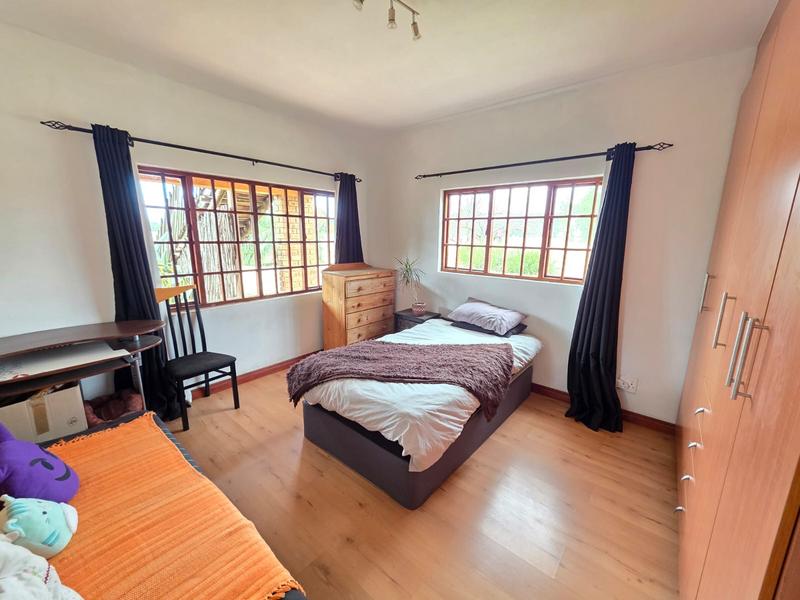 7 Bedroom Property for Sale in Mooilande Gauteng