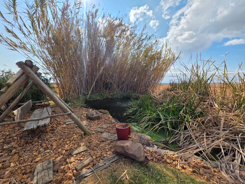 7 Bedroom Property for Sale in Mooilande Gauteng
