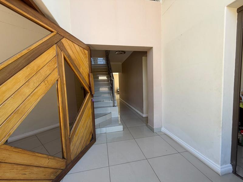 4 Bedroom Property for Sale in Three Rivers Gauteng