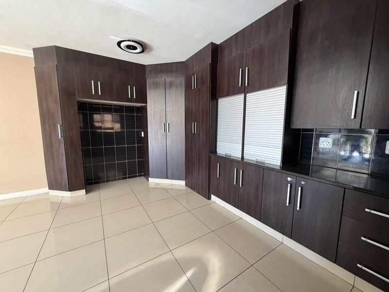 4 Bedroom Property for Sale in Three Rivers Gauteng