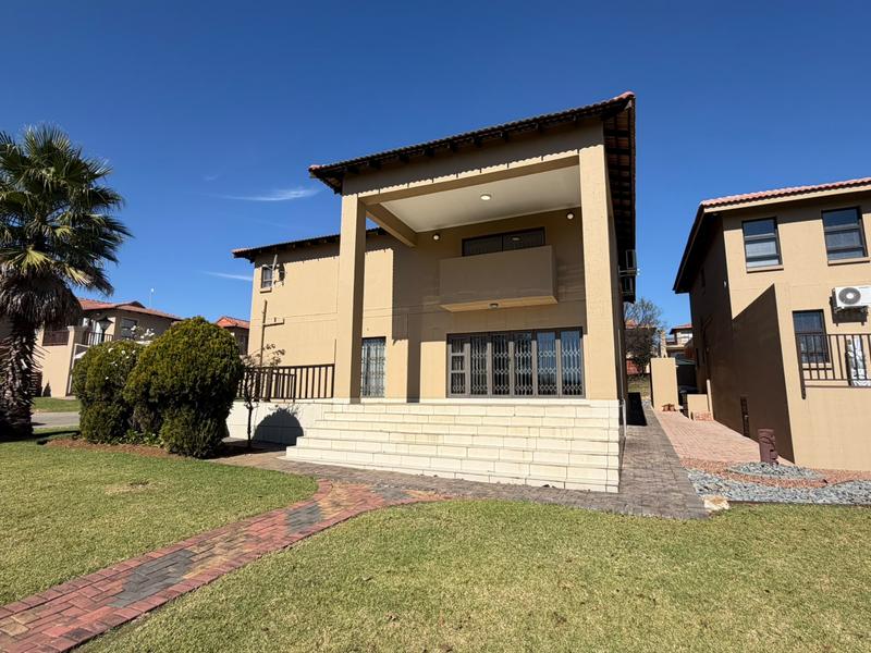 4 Bedroom Property for Sale in Three Rivers Gauteng