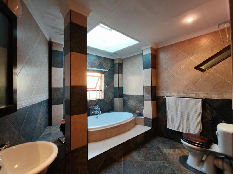 2 Bedroom Property for Sale in Vanderbijlpark CE Gauteng