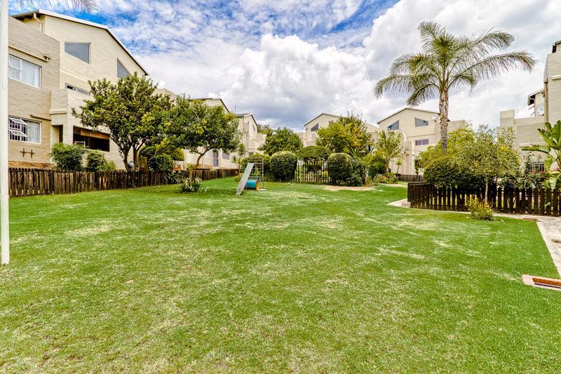 1 Bedroom Property for Sale in Noordhang Gauteng