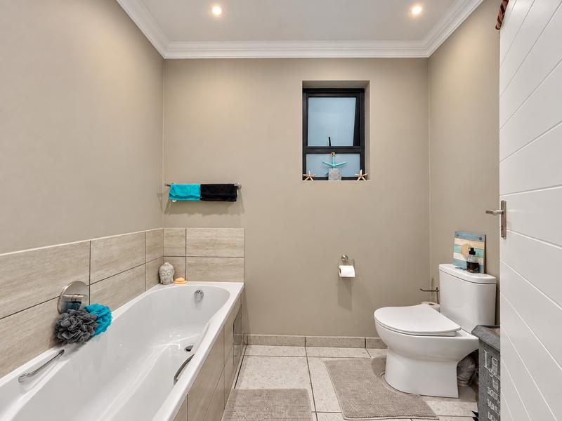 3 Bedroom Property for Sale in Ferndale Gauteng