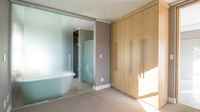To Let 2 Bedroom Property for Rent in Sandown Gauteng