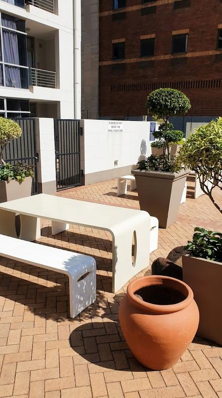 To Let 2 Bedroom Property for Rent in Sandown Gauteng