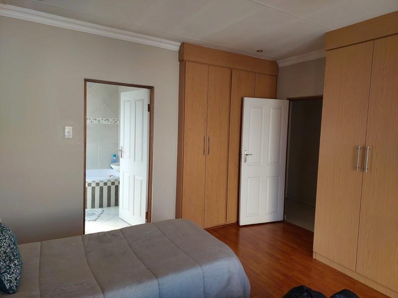 3 Bedroom Property for Sale in Vanderbijlpark SE 8 Gauteng