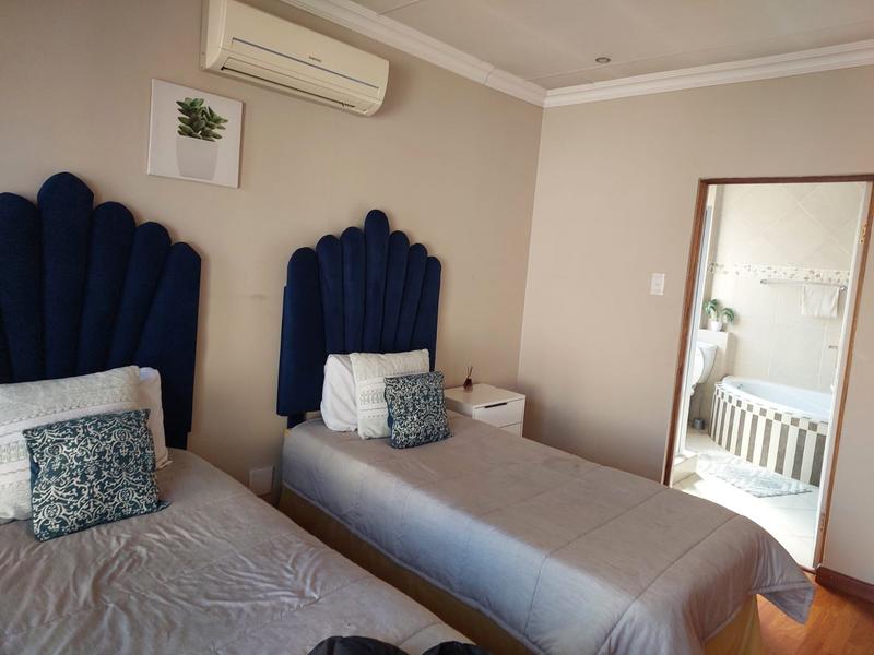 3 Bedroom Property for Sale in Vanderbijlpark SE 8 Gauteng