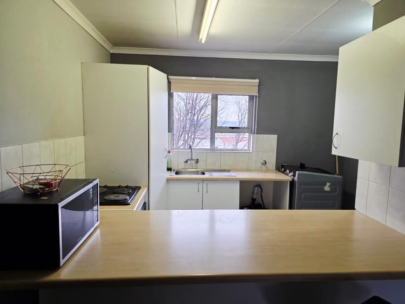 2 Bedroom Property for Sale in Birchleigh North Gauteng