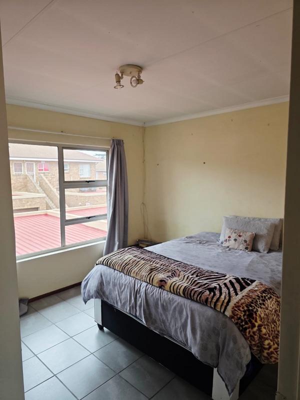 2 Bedroom Property for Sale in Birchleigh North Gauteng