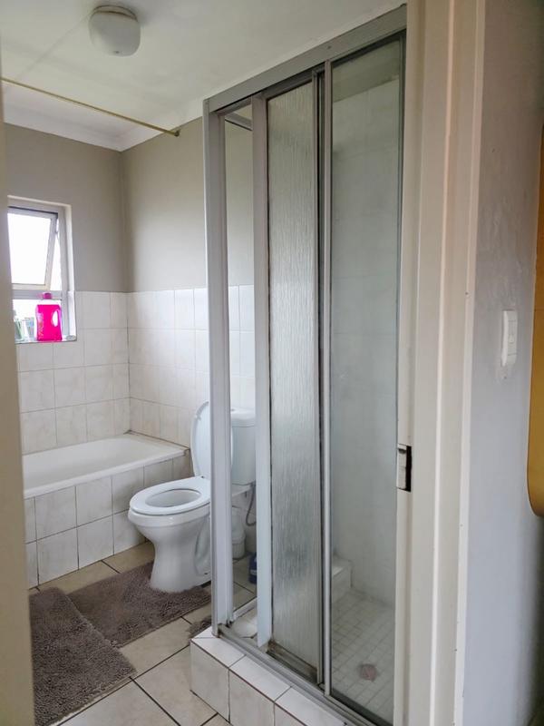 2 Bedroom Property for Sale in Birchleigh Gauteng