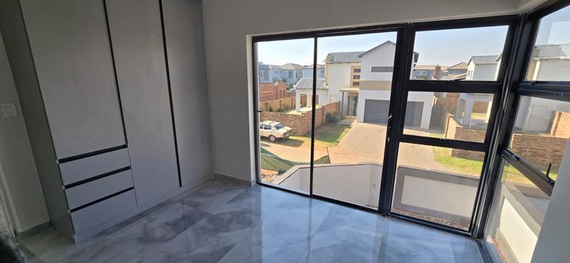 4 Bedroom Property for Sale in Derdepoort Gauteng