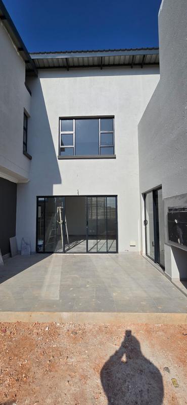 4 Bedroom Property for Sale in Derdepoort Gauteng