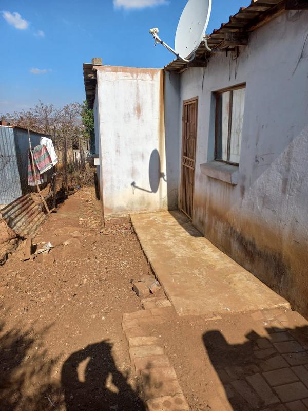2 Bedroom Property for Sale in Lotus Gardens Gauteng