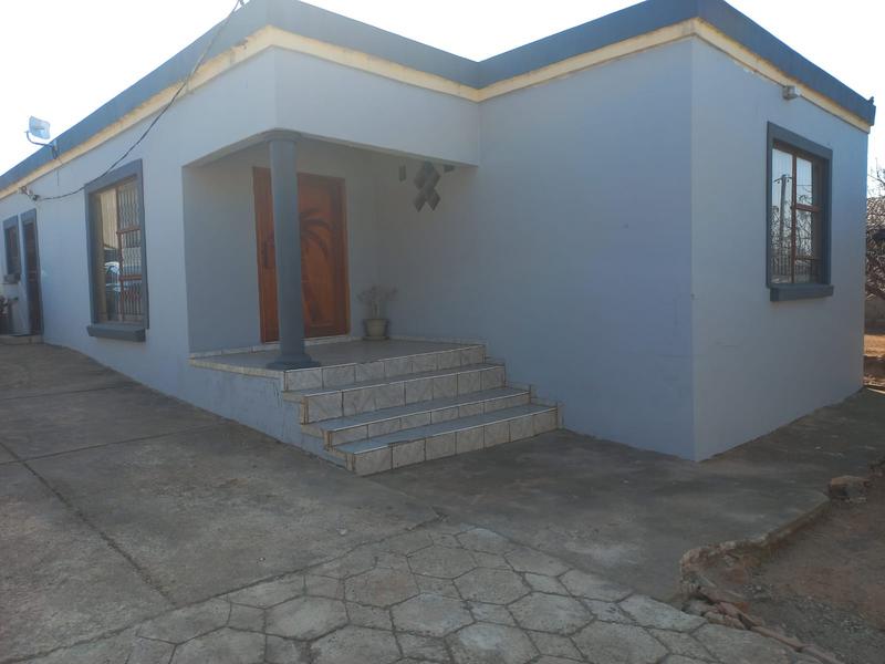 3 Bedroom Property for Sale in Lotus Gardens Gauteng