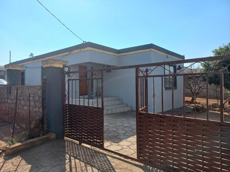 3 Bedroom Property for Sale in Lotus Gardens Gauteng