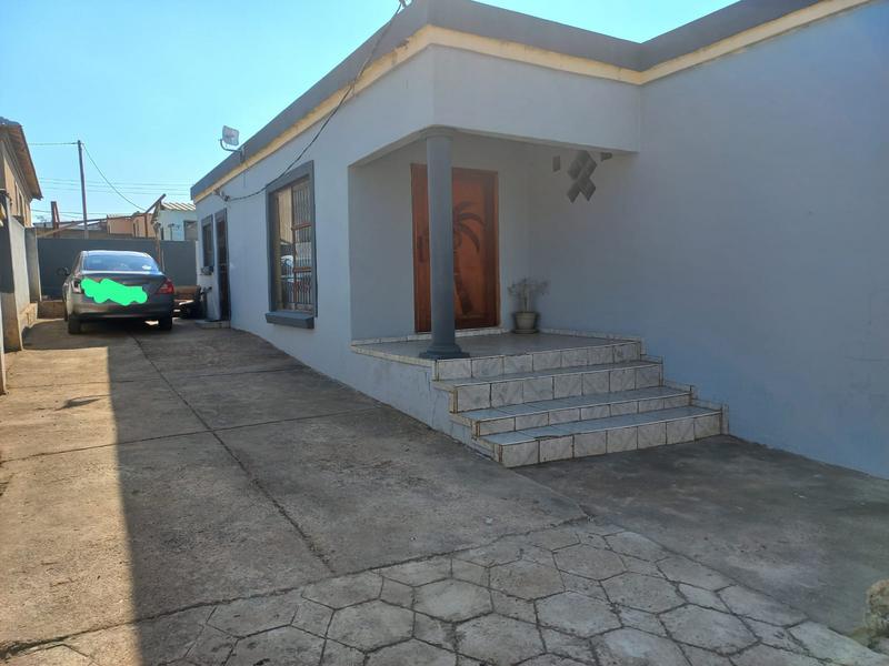 3 Bedroom Property for Sale in Lotus Gardens Gauteng