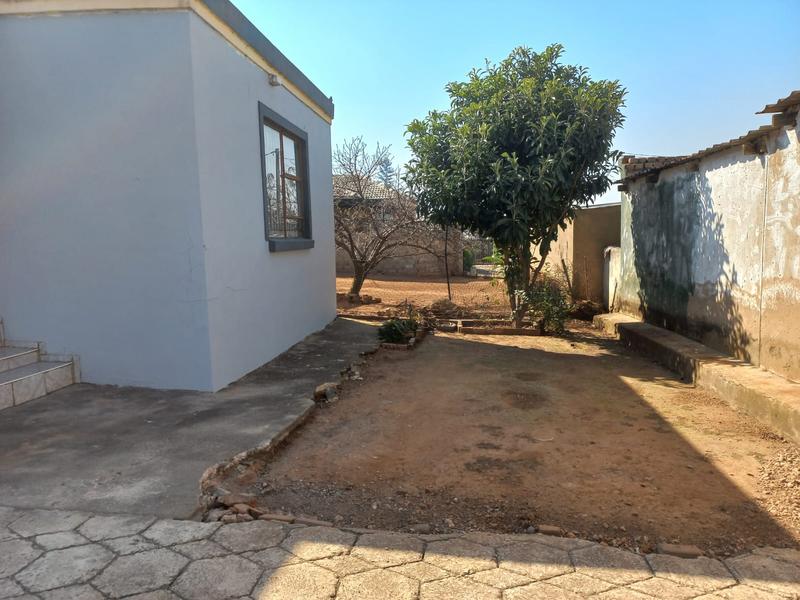 3 Bedroom Property for Sale in Lotus Gardens Gauteng