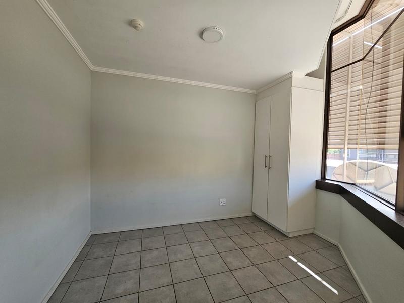 To Let 2 Bedroom Property for Rent in Florida Gauteng