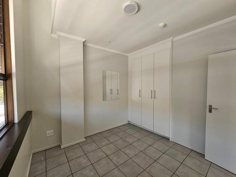 To Let 2 Bedroom Property for Rent in Florida Gauteng
