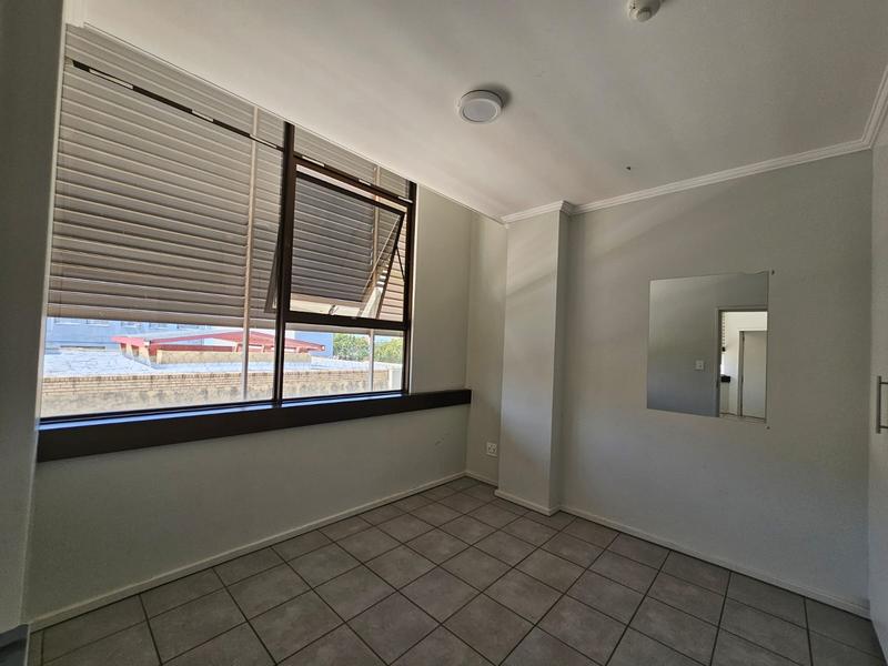 To Let 2 Bedroom Property for Rent in Florida Gauteng