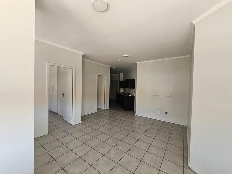 To Let 2 Bedroom Property for Rent in Florida Gauteng