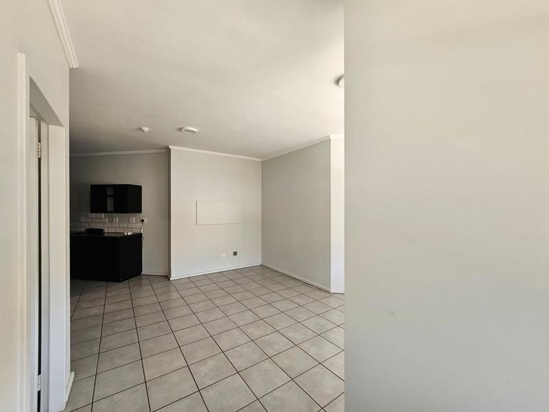 To Let 2 Bedroom Property for Rent in Florida Gauteng