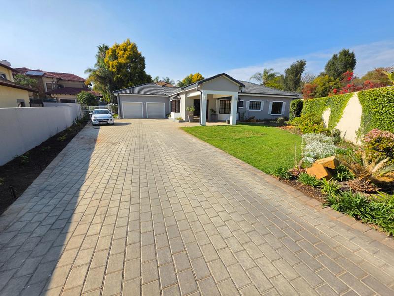 To Let 4 Bedroom Property for Rent in Six Fountains Estate Gauteng