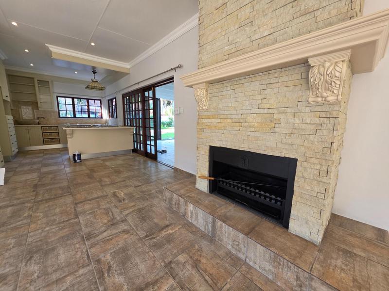 To Let 4 Bedroom Property for Rent in Six Fountains Estate Gauteng